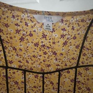Yellow blouse Small